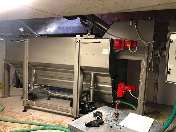 screw-screen-for-wastewater-screening