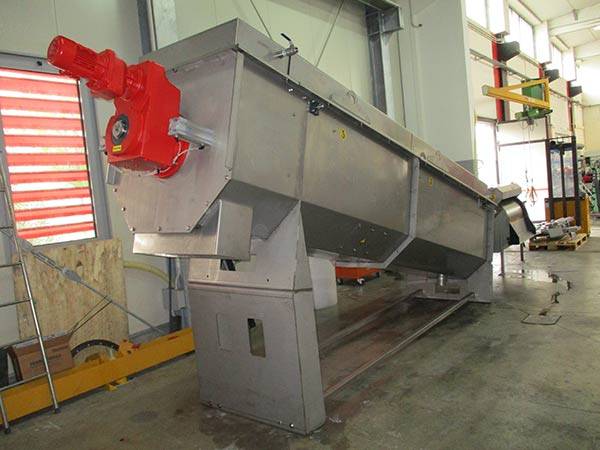 sludge-thickener